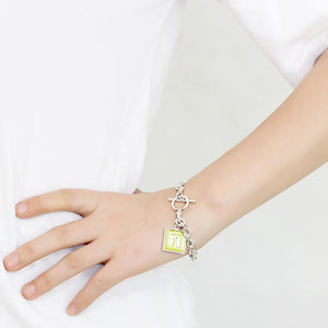 LO4639 - High-Polished Brass Bracelet with Epoxy in Emerald