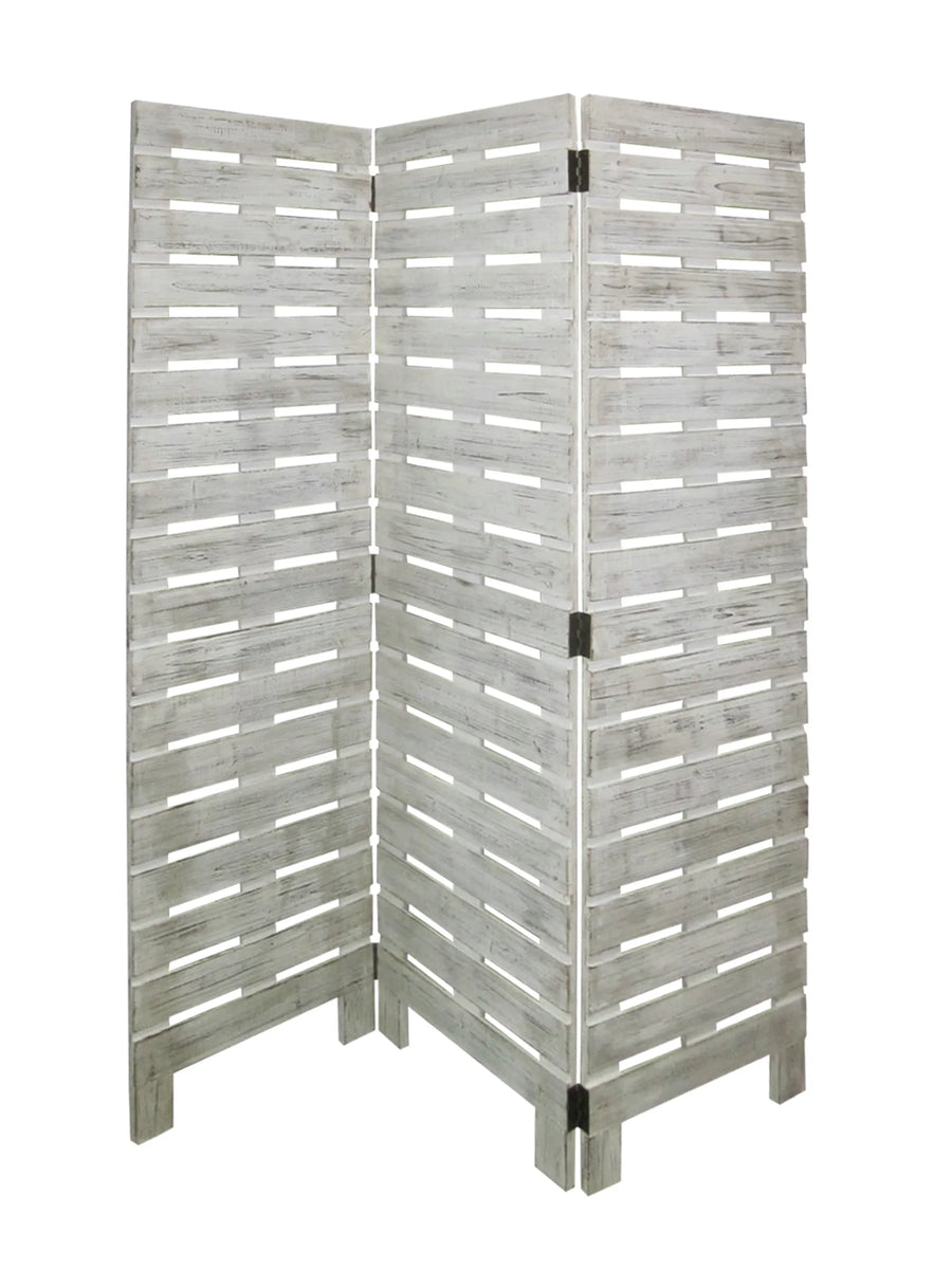 63 X 72 White Wood Garden Screen - 1