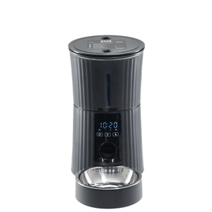 Intelligent feeder, equipped with WiFi application control function, a 4-liter capacity intelligent pet food dispenser specifically for cats and